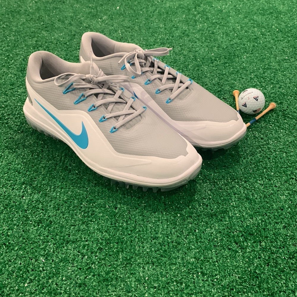 NWOB Mens Nike Lunarlon golf spikes. Size 9. - Picture 2 of 6